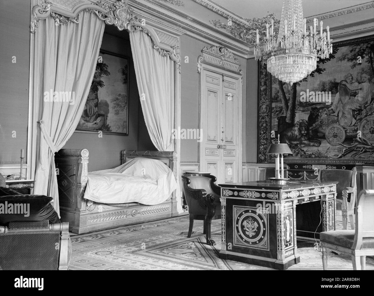 Bedroom in a palace (Elysée in Paris?) Date: 1938 Location: France, Paris Keywords: beds, interior, palaces, bedrooms, chairs, tables Institution name: Palais d'Orsay Stock Photo