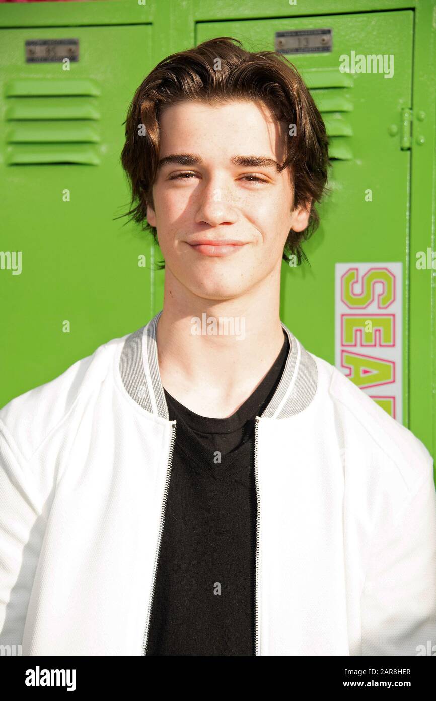 Daniel dimaggio hires stock photography and