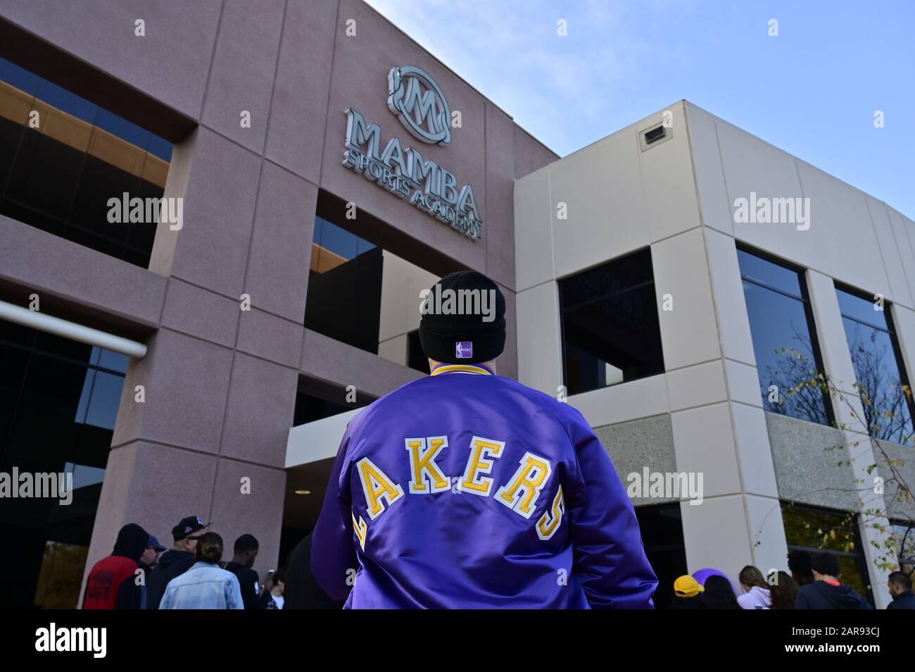 FILE Calabasas, United States. 26th Jan, 2020. People gather to lay