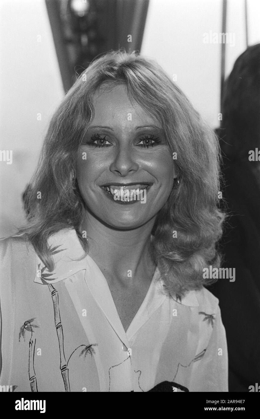 Wheelbarrow and Conamus Export Award during radio program Open House