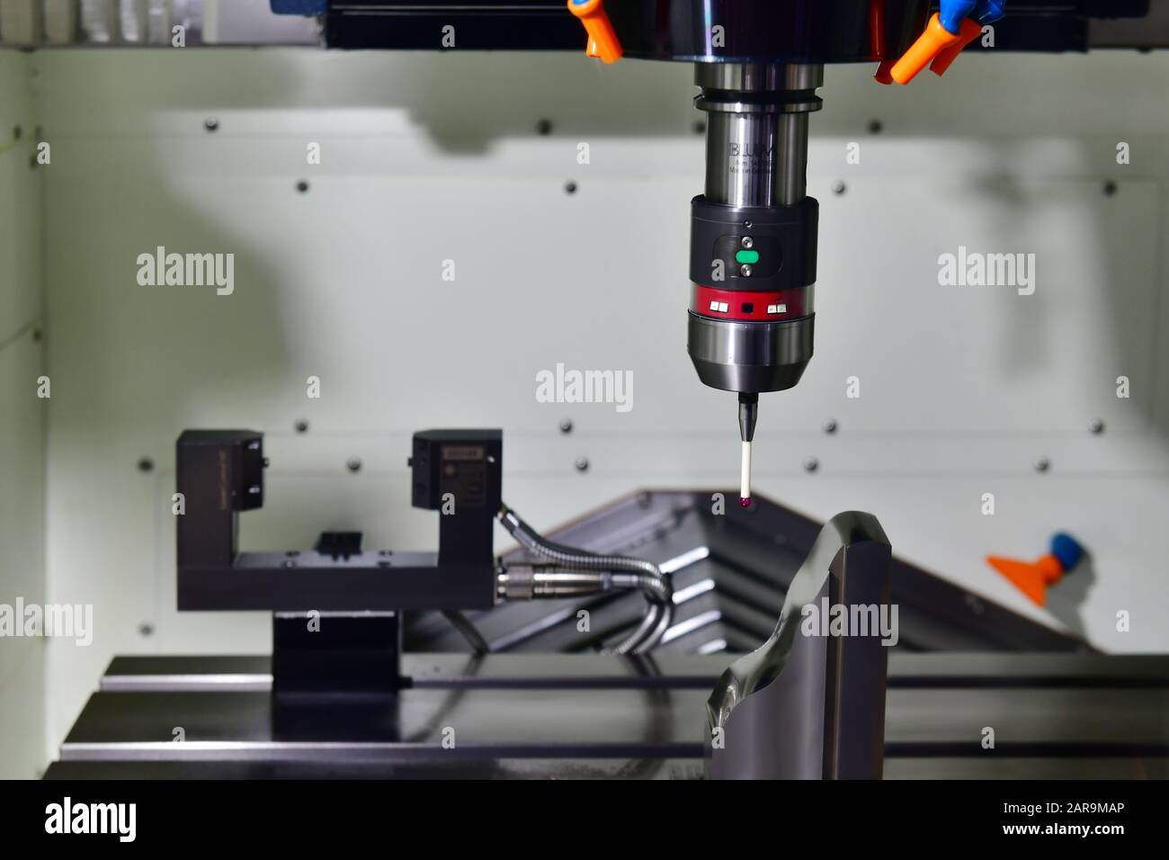 Close up automatic coordinate measurement machine (CMM) for inspection