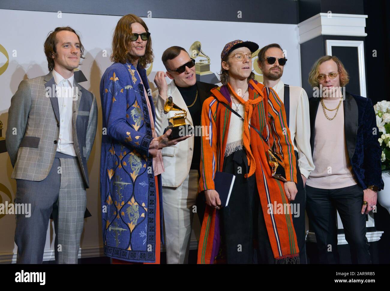 Los Angeles, CA, USA. 26th Jan 2020. (L-R) Nick Bockrath, Daniel Tichenor, Brad Shultz, Matt Shultz, Matthan Minster and Jared Champion of Cage the Elephant appear backstage with their award for Best Rock Album for 'Social Cues, ' during the 62nd annual Grammy Awards held at Staples Center in Los Angeles on Sunday, January 26, 2020 . Photo by Christine Chew/UPI Credit: UPI/Alamy Live News Stock Photo