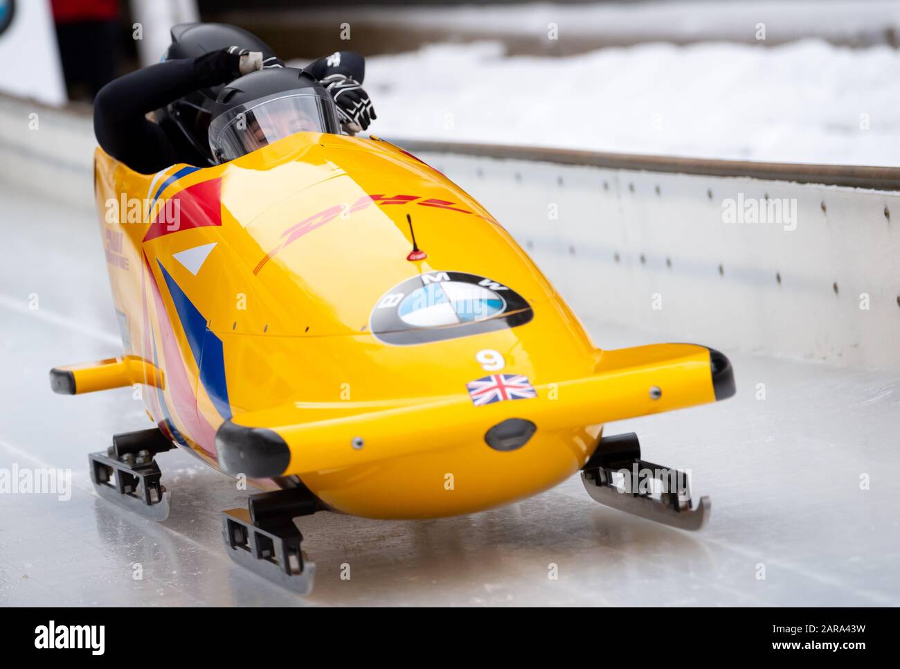 25 January 2020, Bavaria, Schönau Am Königssee: Two-man bobsleigh, women, artificially-iced track at Königssee: Mica McNeill and Montell Douglas from Great Britain in action. Photo: Sven Hoppe/dpa Stock Photo