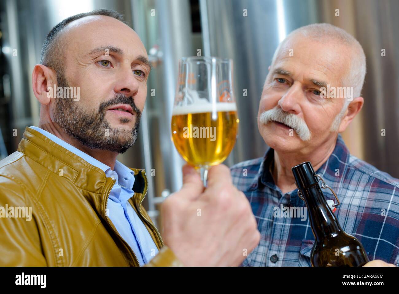 Man drinking pint of beer close up hi-res stock photography and images ...