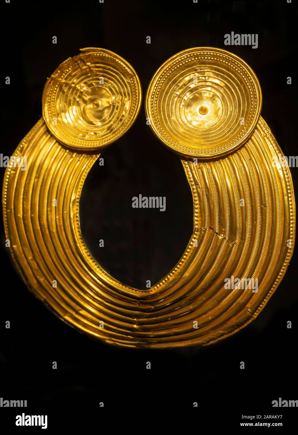 Late bronze hires stock photography and images Alamy