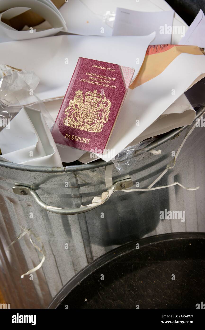 British trashcan hires stock photography and images Alamy