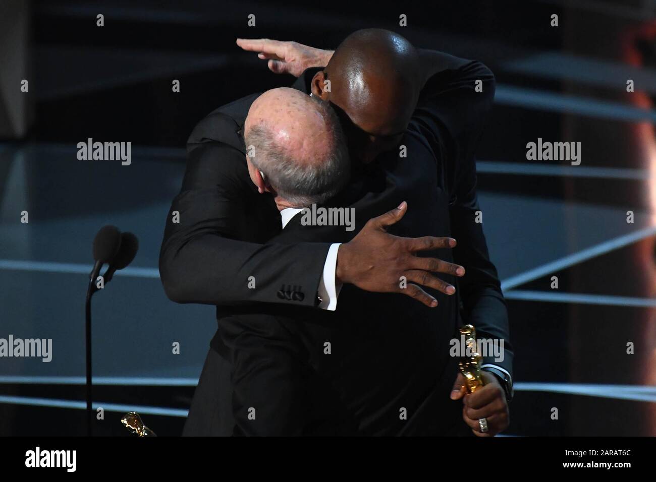 March 4, 2018; Hollywood, CA, USA; Glen Keane and Kobe Bryant accept the Oscar for best animated short film for 'Dear Basketball' at Dolby Theater. Mandatory Credit: Robert Deutsch-USA TODAY NETWORK/Sipa USA (Robert Deutsch/IPA/Fotogramma, Los Angeles - 2018-03-04) ps the photo can be used in respect of the context in which it was taken, and without defamatory intent of the decorum of the people represented Editorial Usage Only Stock Photo