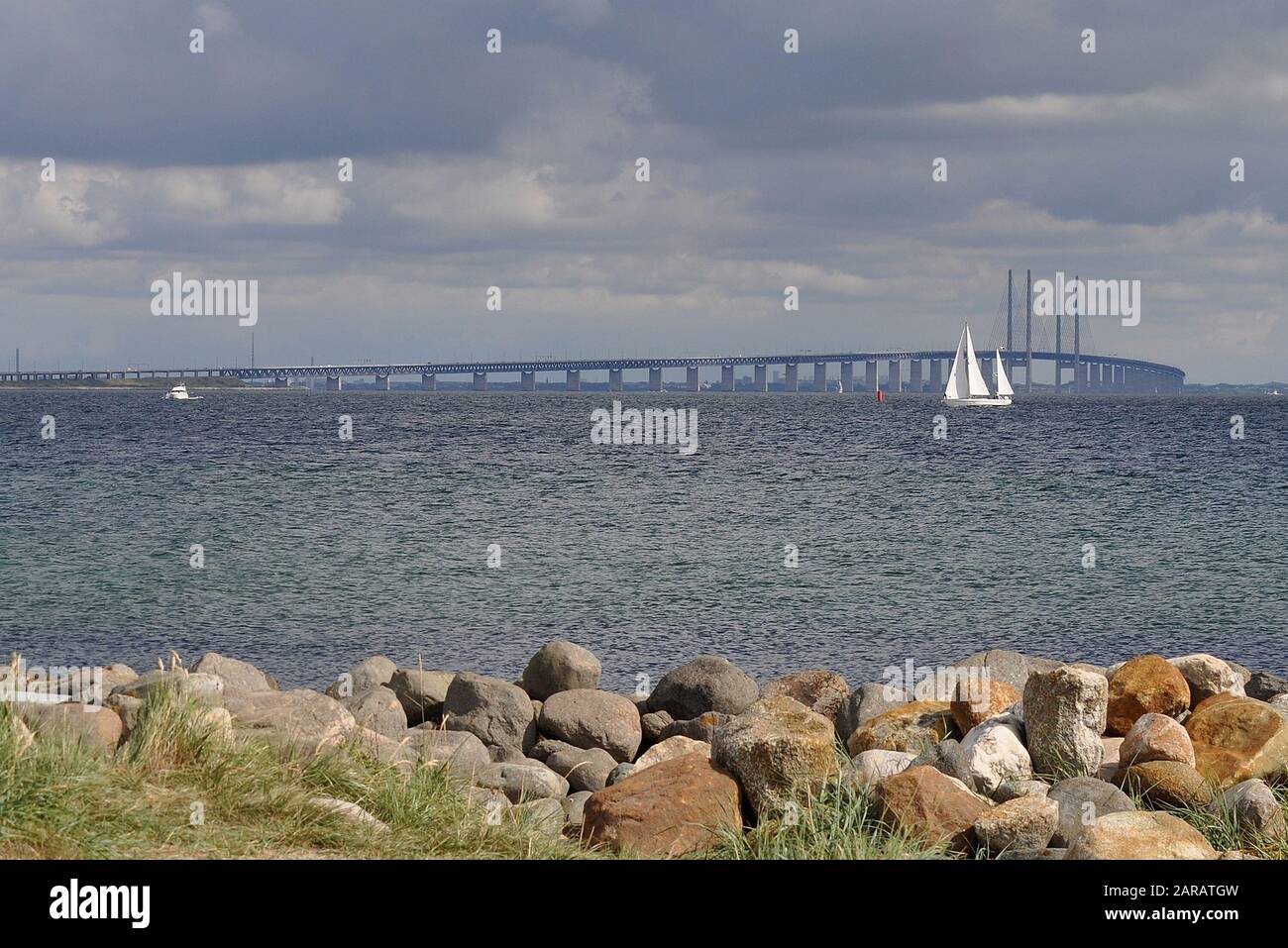 ORESUND BRIDGE LINKING DENMARK AND SWEDEN. Stock Photo