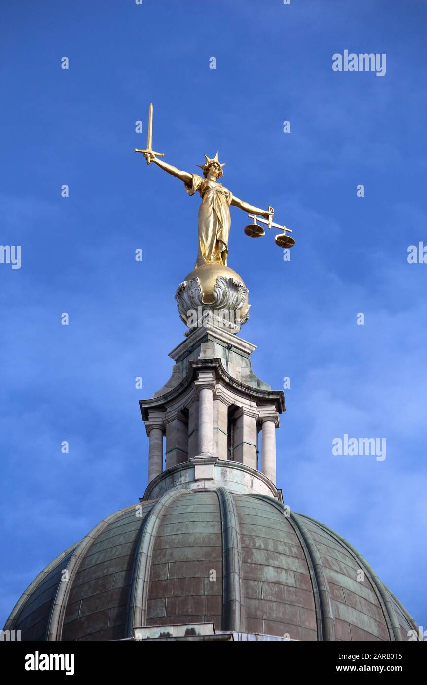 Justice statue. London, UK - Central Criminal Court also known as Old Bailey. Stock Photo