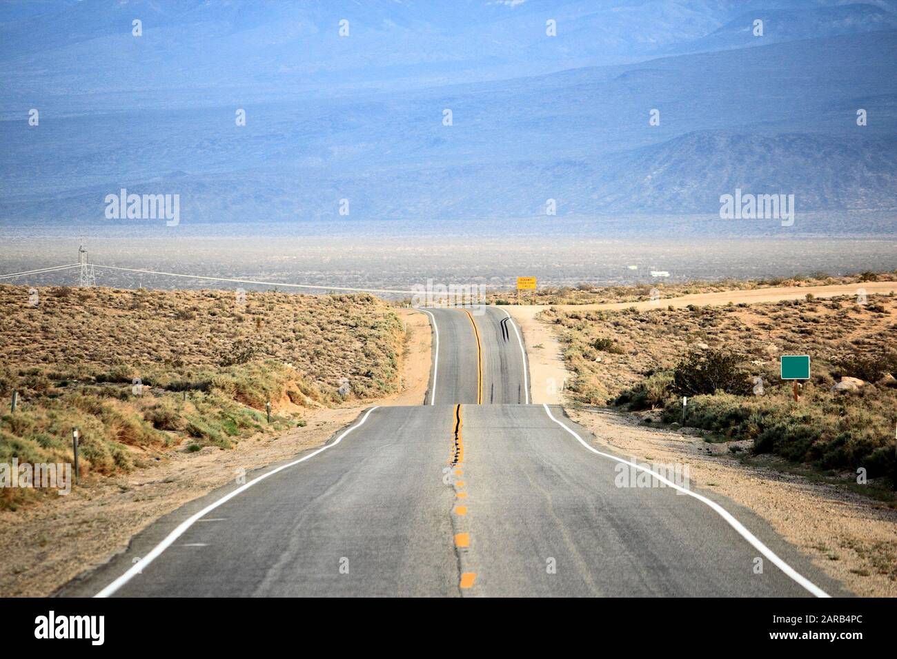California road - state highway in Kern County. Southern Sierra Nevada. Stock Photo