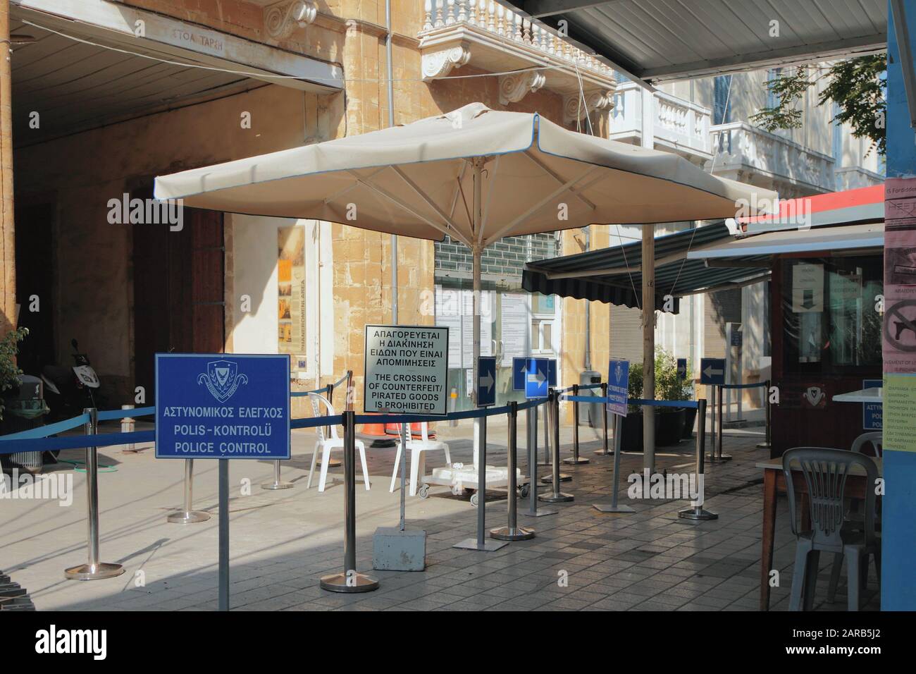 Nicosia, Cyprus - Oct 27, 2019: Border crossing on Ledra Street Stock Photo  - Alamy