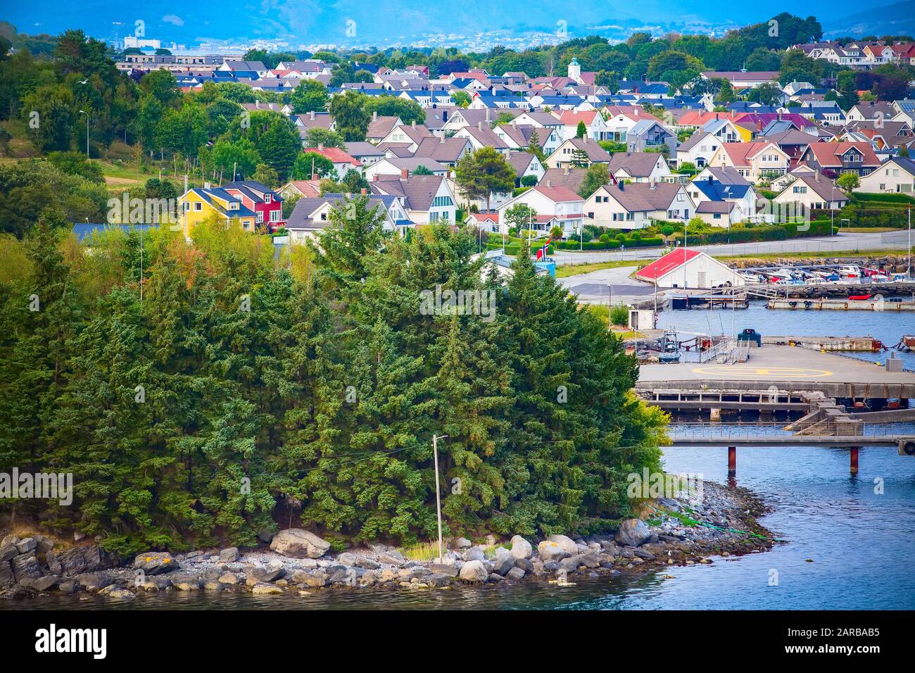 Village Colorful Houses Near Sea High Resolution Stock Photography And Images Alamy