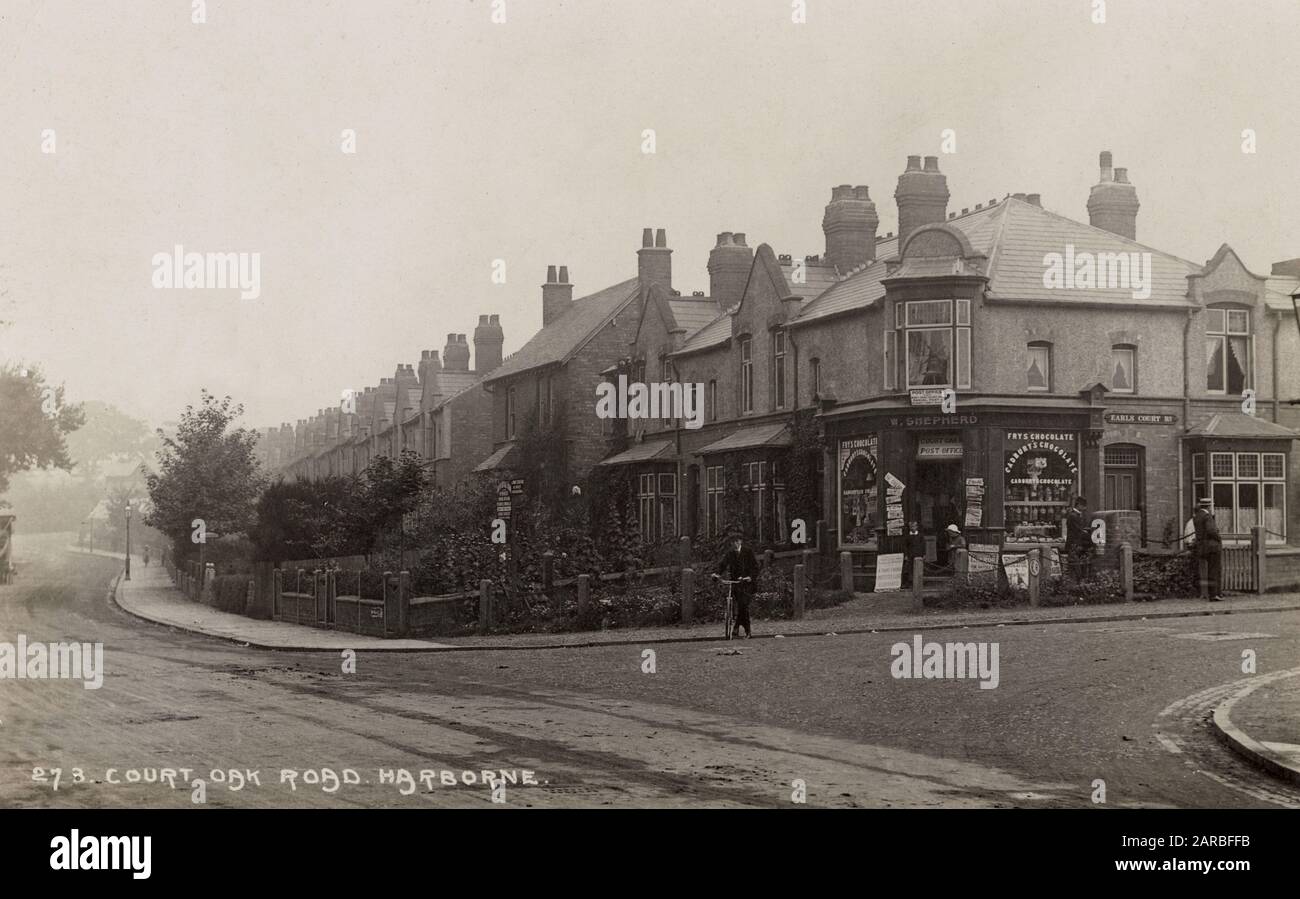 Corner of a road hires stock photography and images Alamy