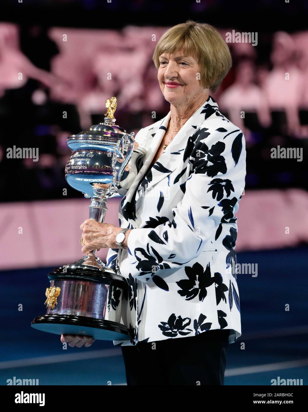 Melbourne Park Melbourne Australia 27th Jan 2020 Margaret Court Shows Off A Replica Of The Daphne Akhurst Trophy Which Is Presented To The Australian Open Women S Singles Winner Court Was Given The