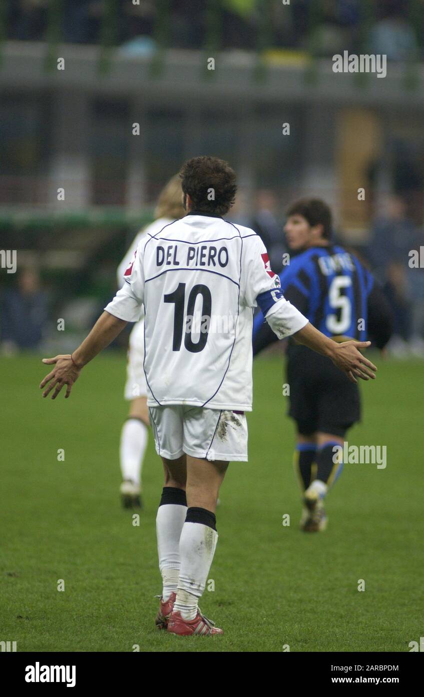 Milan  Italy, 19 October 2002, 'G.MEAZZA SAN SIRO ' Stadium, Campionato di Calcio Seria A 2002/2003,  FC Inter - FC Juventus: Alessandro Del Piero during the match Stock Photo