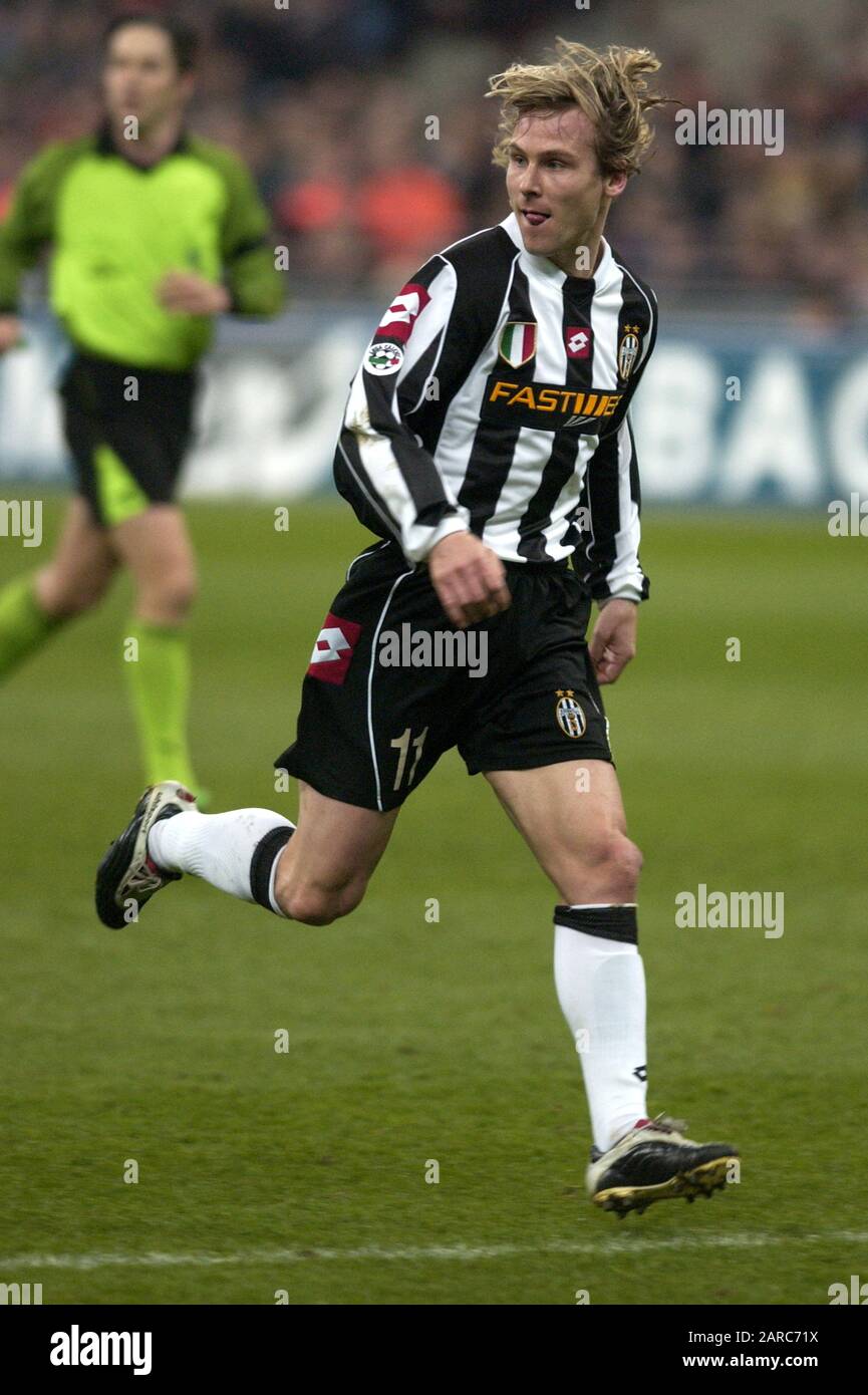 Nedved juventus 2003 hi-res stock photography and images - Alamy