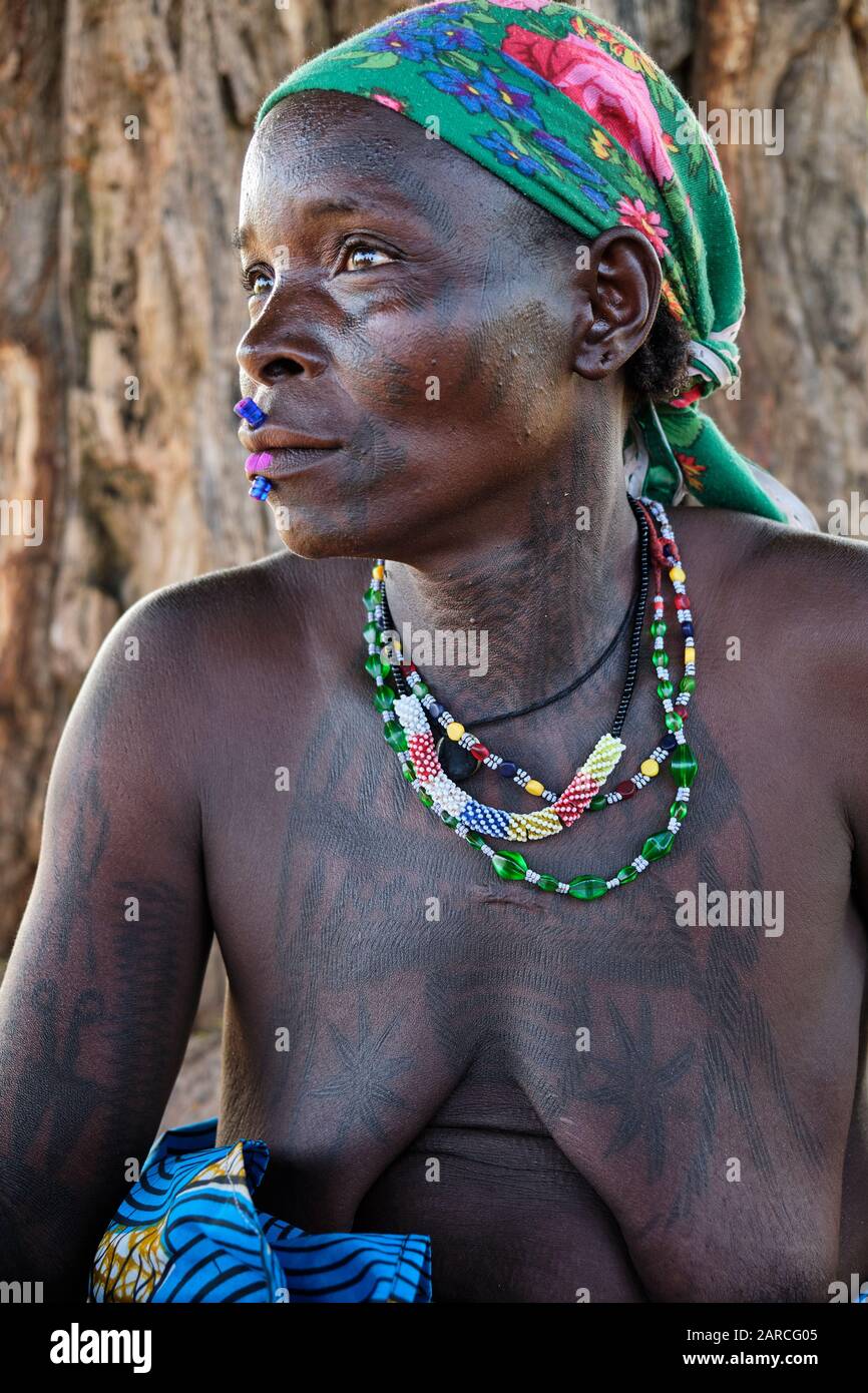 Naked Women With Piercings