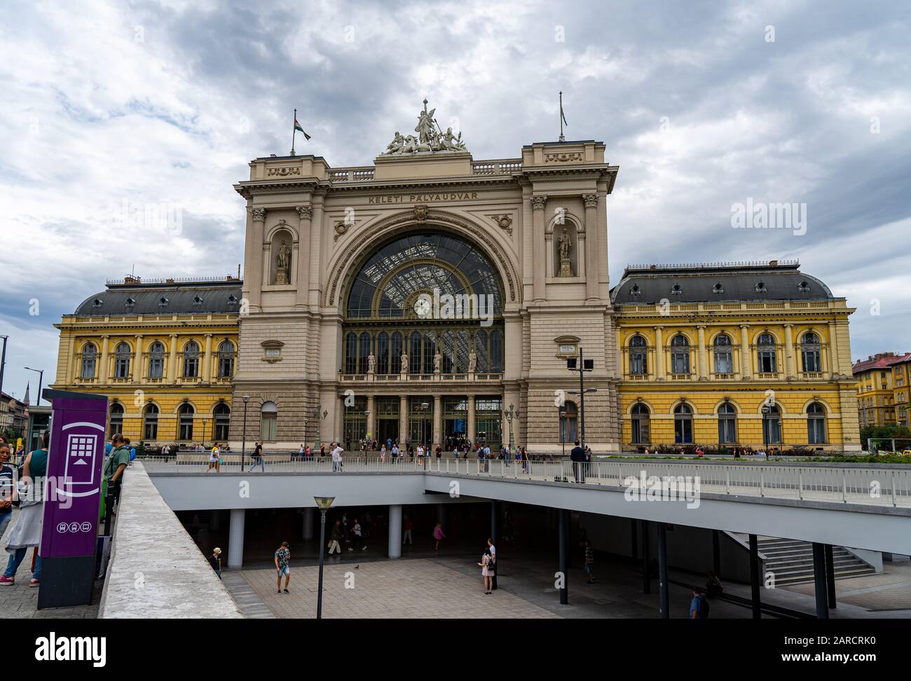 Budapest Keleti Station Stock Photos & Budapest Keleti Station Stock