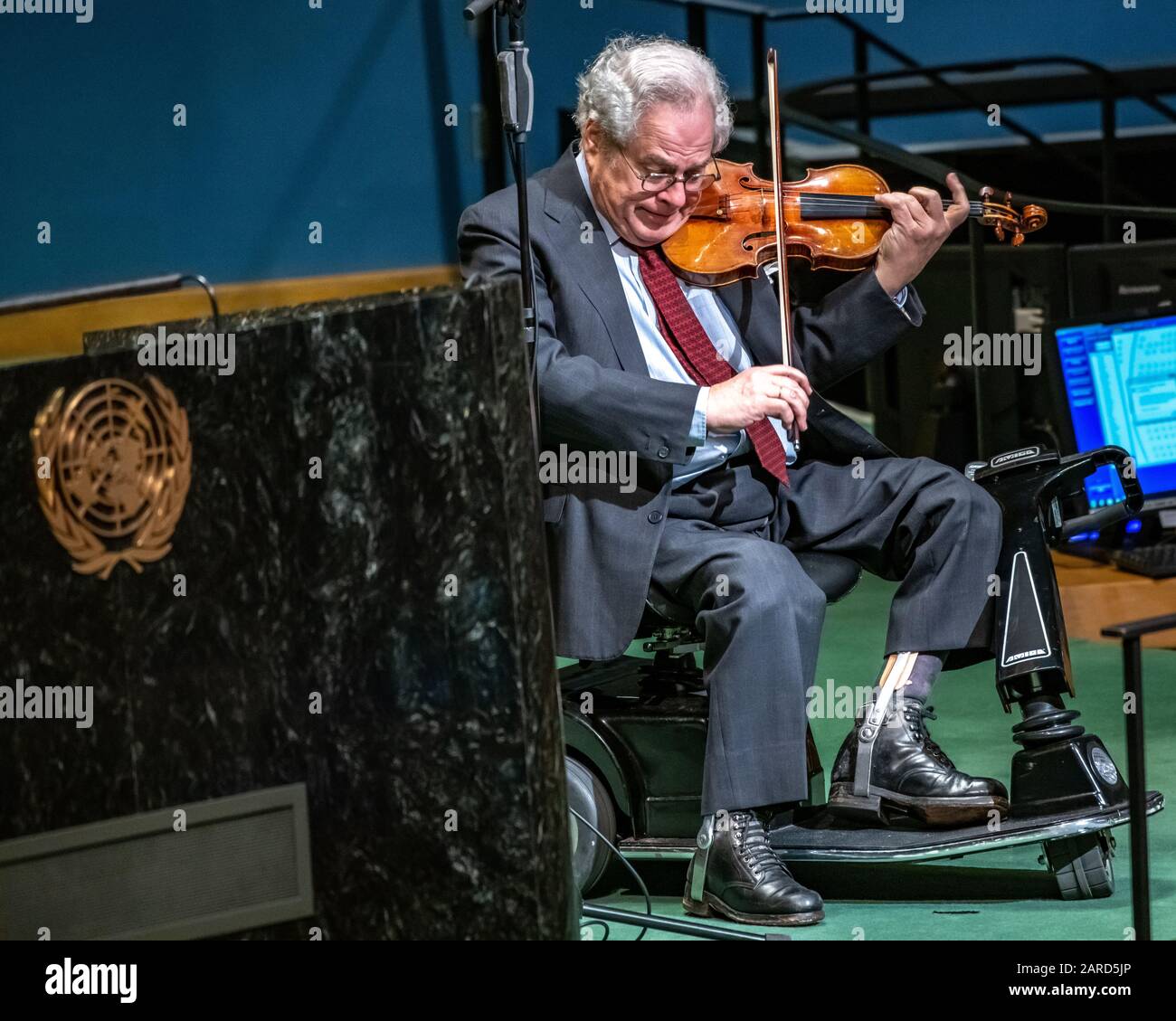 Violinist jewish hires stock photography and images Alamy