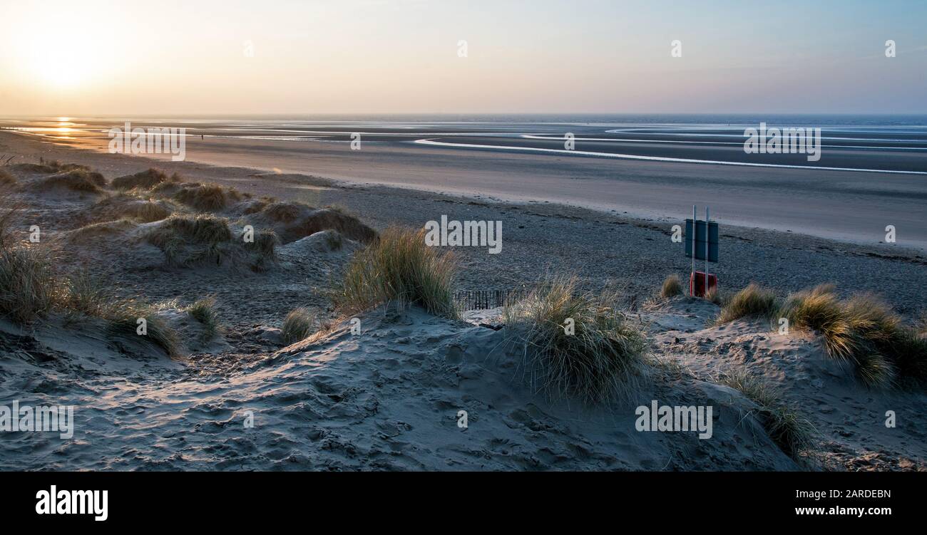 Camber sands beach sea grass hi-res stock photography and images - Alamy