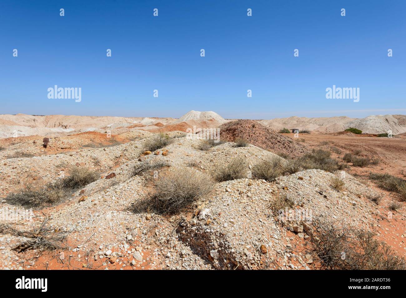 Mullock heaps on the outskirts of the opal mining town of Andamooka, South Australia, Australia Stock Photo
