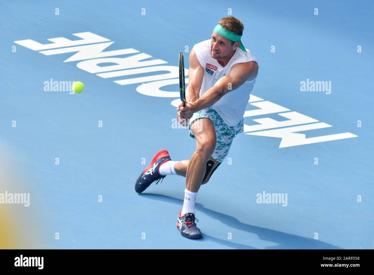Melbourne, Australia. 28th Jan, 2020. TENNYS SANDGREN (USA) in action against 3rd seed ROGER FEDERER (SUI) on Rod Laver Arena in a Men's Singles Quarterfinals match on day 9 of the Australian Open 2020 in Melbourne, Australia. Sydney Low/Cal Sport Media. Federer won 63 26 26 76 63. Credit: csm/Alamy Live News Stock Photo