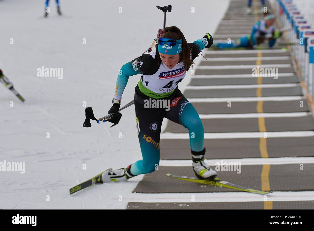 Lenzerheide, Schweiz, 27. Januar 2020. Bened Camille beim 12.5 km Einzelwettkampf der Juniorinnen Frauen an den Jugend- und Junioren-Weltmeisterschaft Stock Photo
