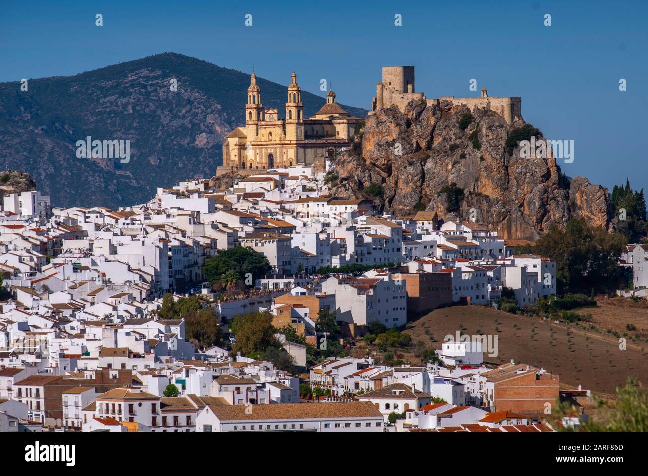 Spain, Andalusia, Cadiz, Olvera:. At the tip of the ''White towns route'', the city of Olvera is in the province of Cadiz, in the northwest of the Stock Photo