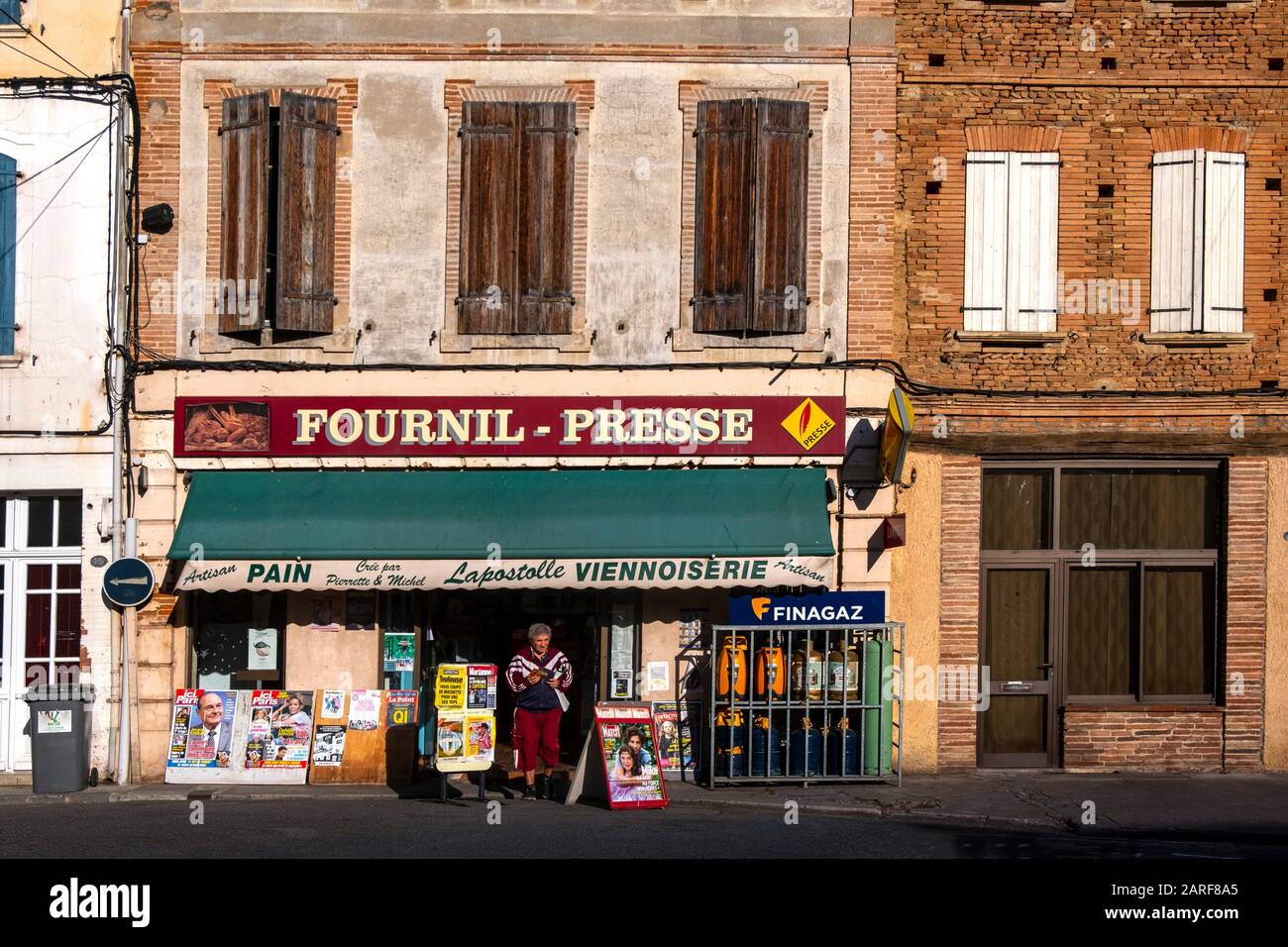 Montesquieu volvestre hires stock photography and images Alamy