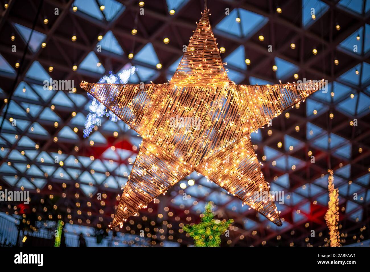 Giant star christmas decoration Clearance