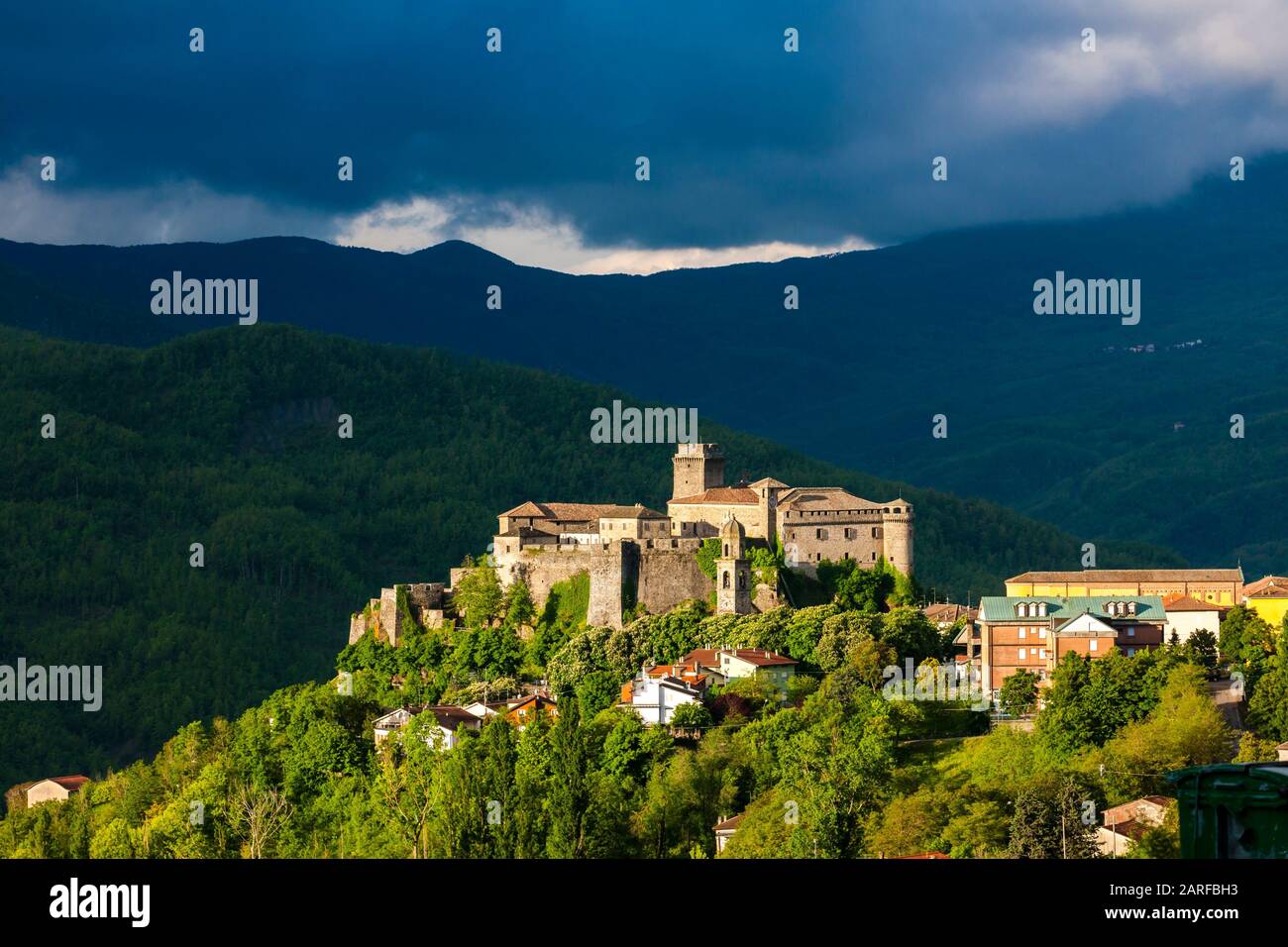 Bardi castle, Italy Stock Photo - Alamy