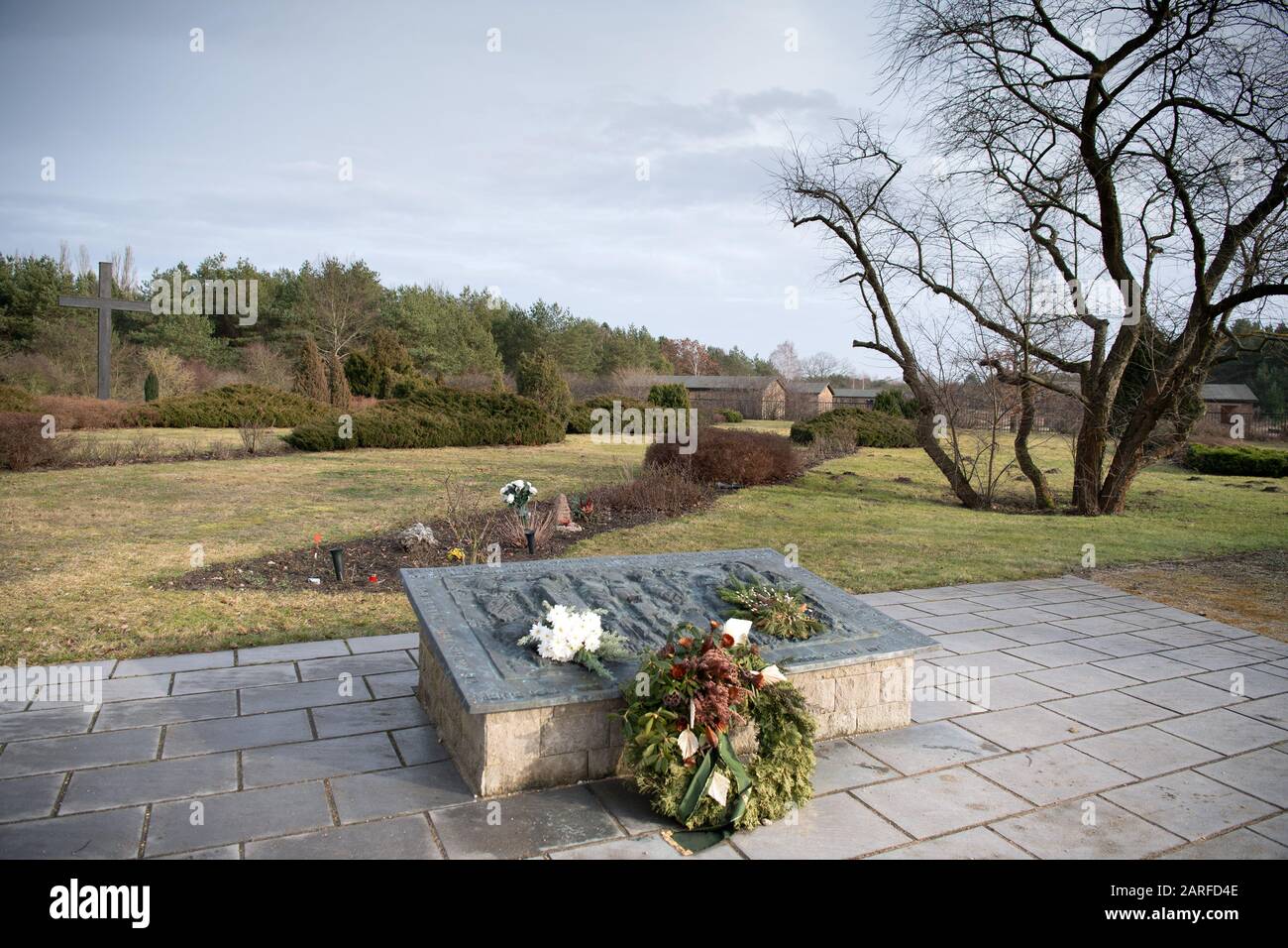 Kl sachsenhausen concentration camp hi-res stock photography and images ...