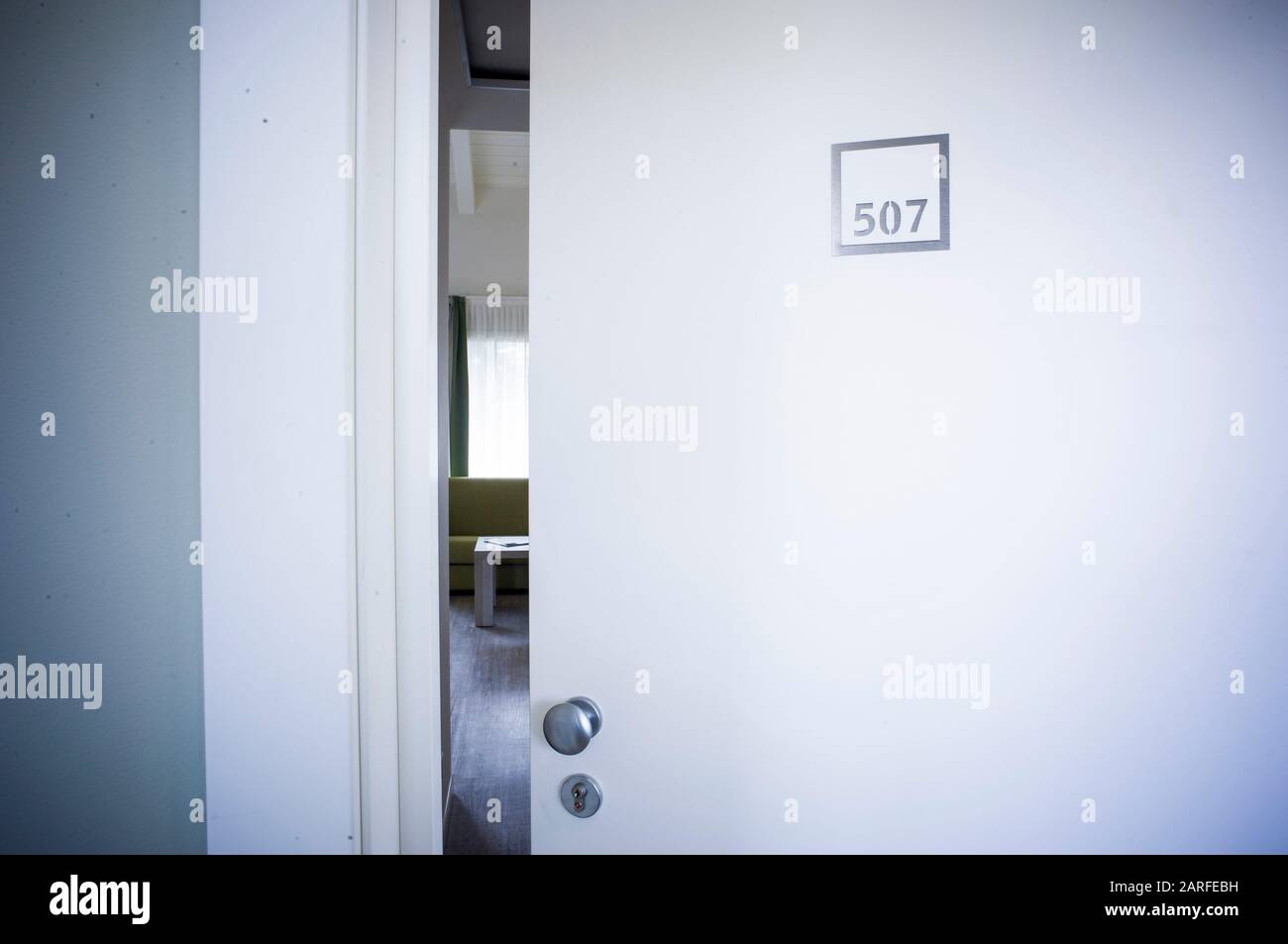 Hotel room door ajar Stock Photo Alamy