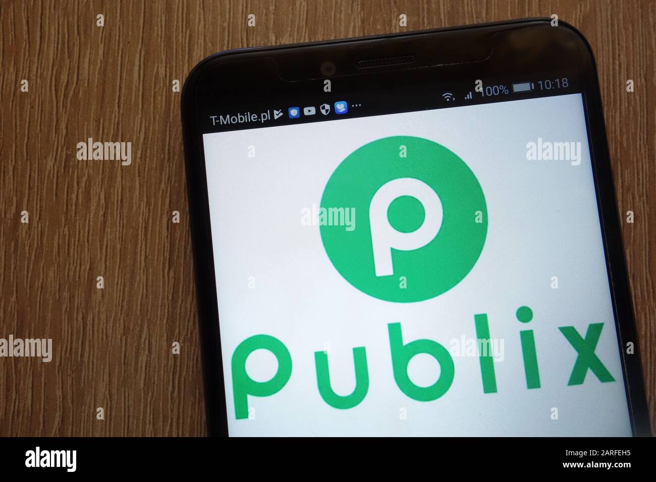 Publix Super Markets logo displayed on a modern smartphone Stock Photo