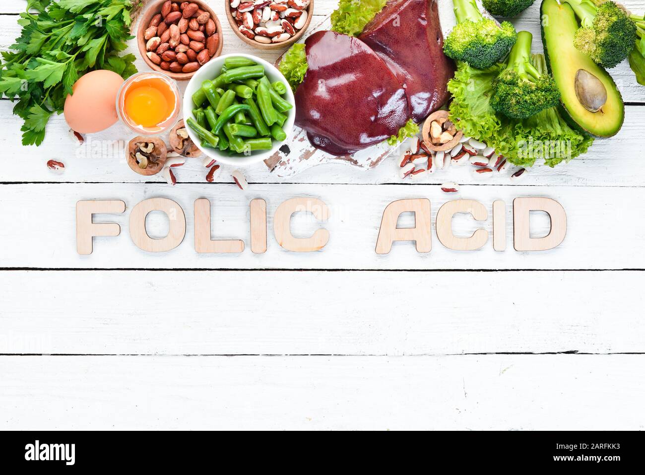 Foods that contain natural vitamin B9 Liver, avocado, broccoli