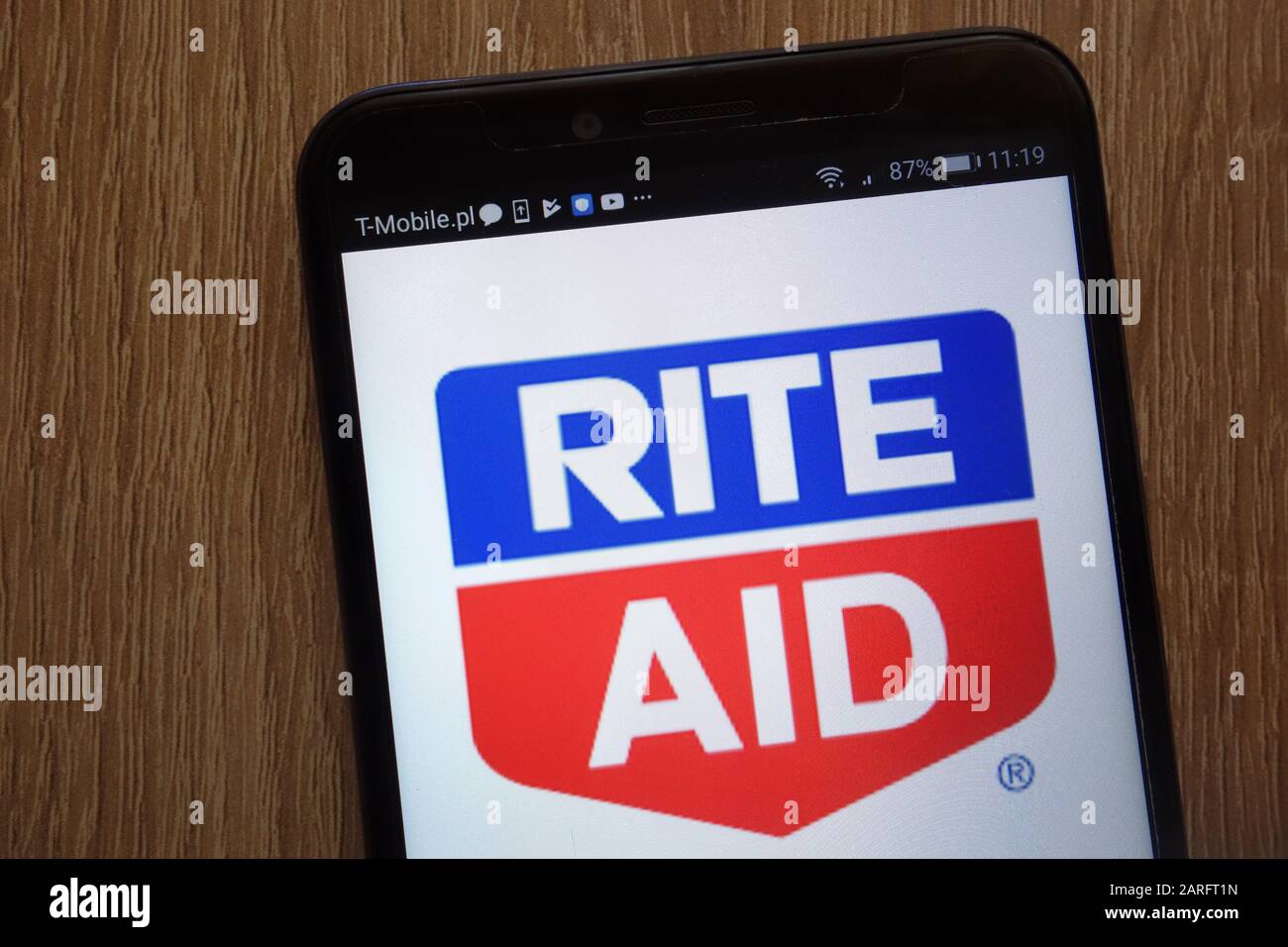 Rite Aid logo displayed on a modern smartphone Stock Photo