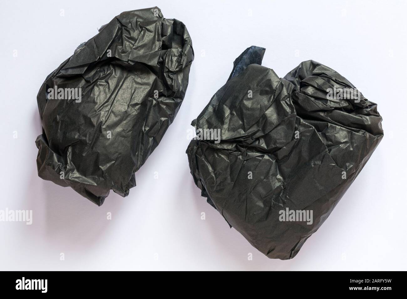 Scrunched up paper hires stock photography and images Alamy