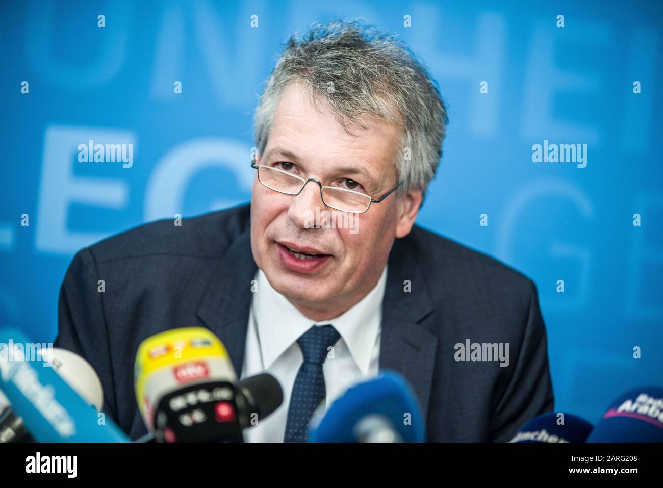 Munich, Bavaria, Germany. 28th Jan, 2020. DR. ANDREAS ZAPF, President of the Bayerisches Landesamt fuer Gesundheit und Lebensmittelsicherheit (Bavarian Office for Health and Food Safety, LGL). In connection with the first confirmed case of Corona Virus in Germany, the Bavarian Health Ministry (Bayerisches Staatsministerium fuer Gesundheit und Pflege) held a press conference to discuss the findings. The virus was found in the wealthy Lake Starnberg area, just outside of western Munich, which is also connected to the citiy via its S-Bahn network. The affected is a 33 year old from Landsberg, Stock Photo