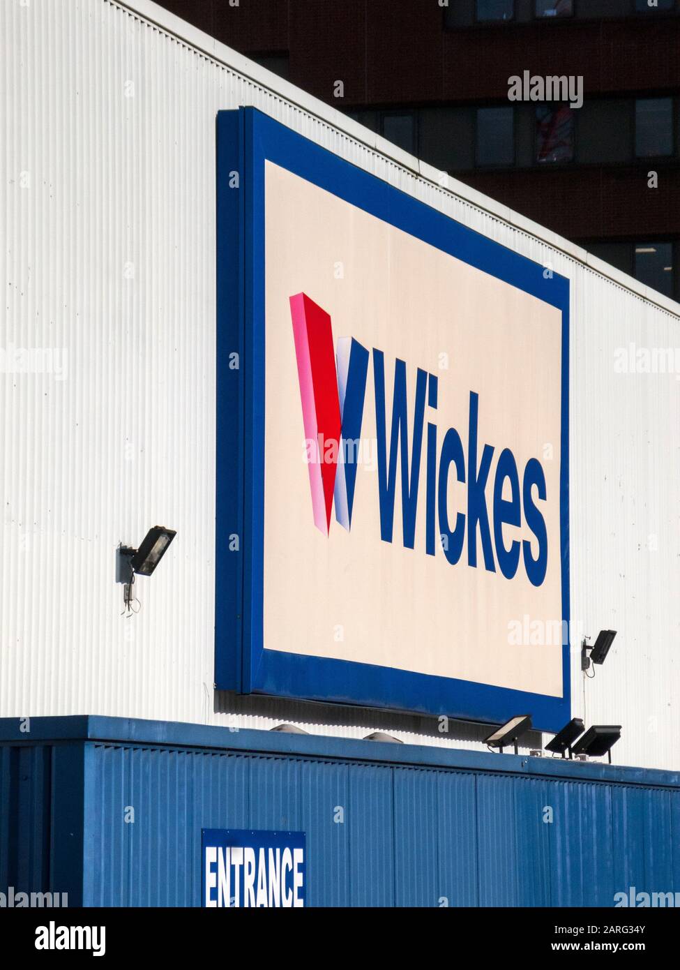Wickes, Builders' Merchants, Sign & Logo Stock Photo Alamy