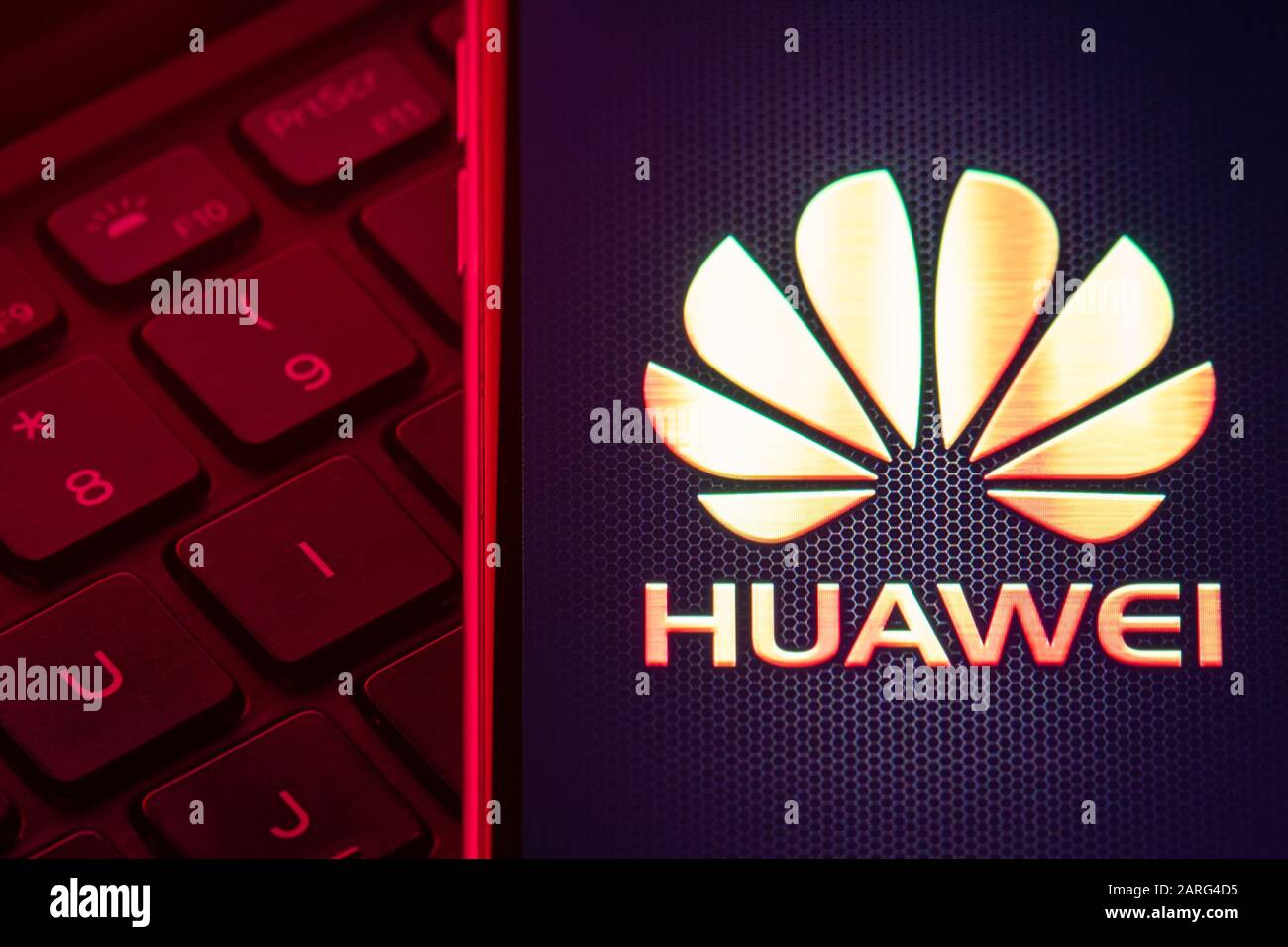 Huawei Logo High Resolution Stock Photography And Images Alamy Huawei Logo High Resolution Stock Photography And Images Alamy