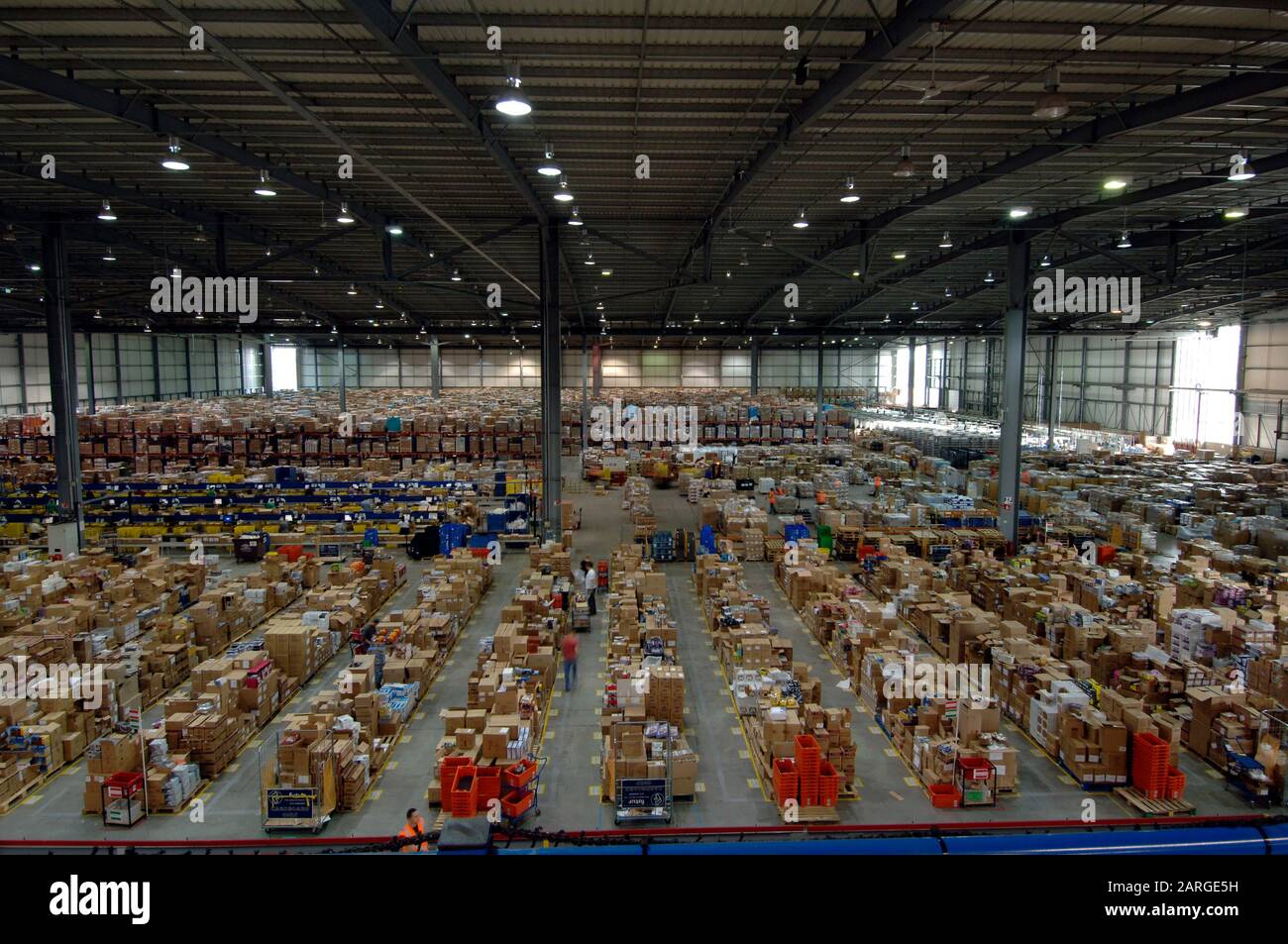 Page 3 - Distribution Centre High Resolution Stock Photography and Images -  Alamy