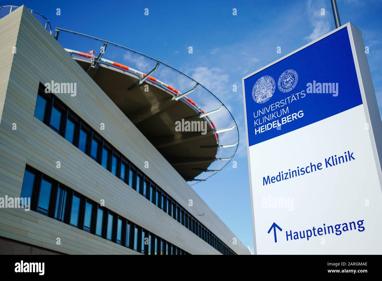Medizinische klinik hires stock photography and images Alamy