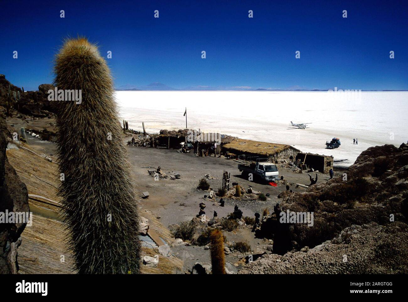 Salar de Uyuni, Bolivia, Latin America: a station for the supply of food and fuel on the island of Pescado on the Salar de Uyuni Stock Photo