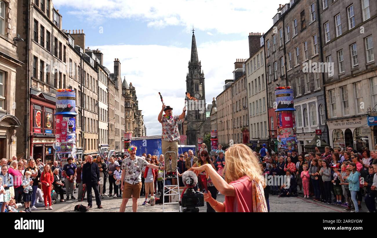 Edinburgh Fringe Festival, Street Performer, Royal Mile Stock Photo