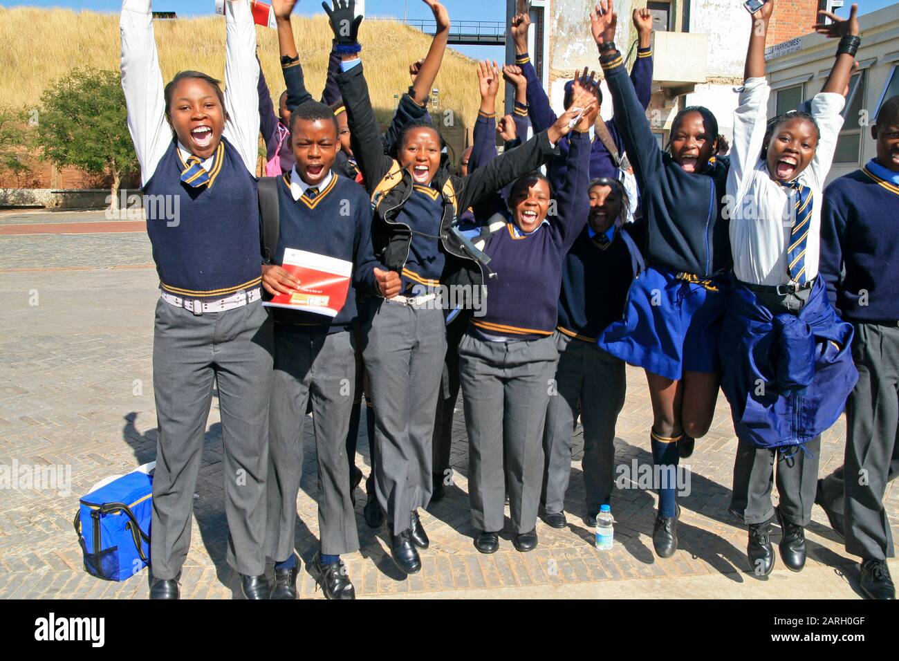 primary-school-students-cheering-braamfontein-johannesburg-gauteng