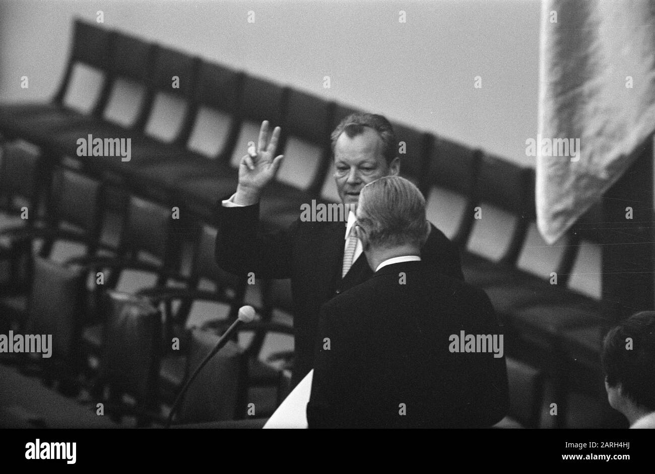 Willy Brandt (SPD) elected Chancellor of West Germany in Bonn. President of Bundestag of Hassel, Willy Brandt took the oath Date: 21 October 1969 Location: Bonn, Germany Keywords: BONDDAG, Chancellors, Chairmen Personal Name: Brandt, Willy Institution Name: SPD Stock Photo