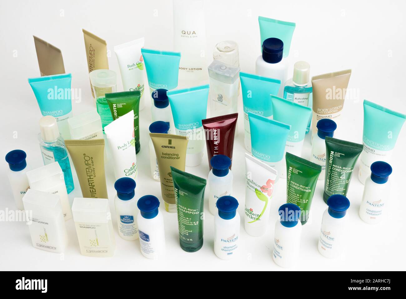 Free shampoo in hotel hires stock photography and images Alamy