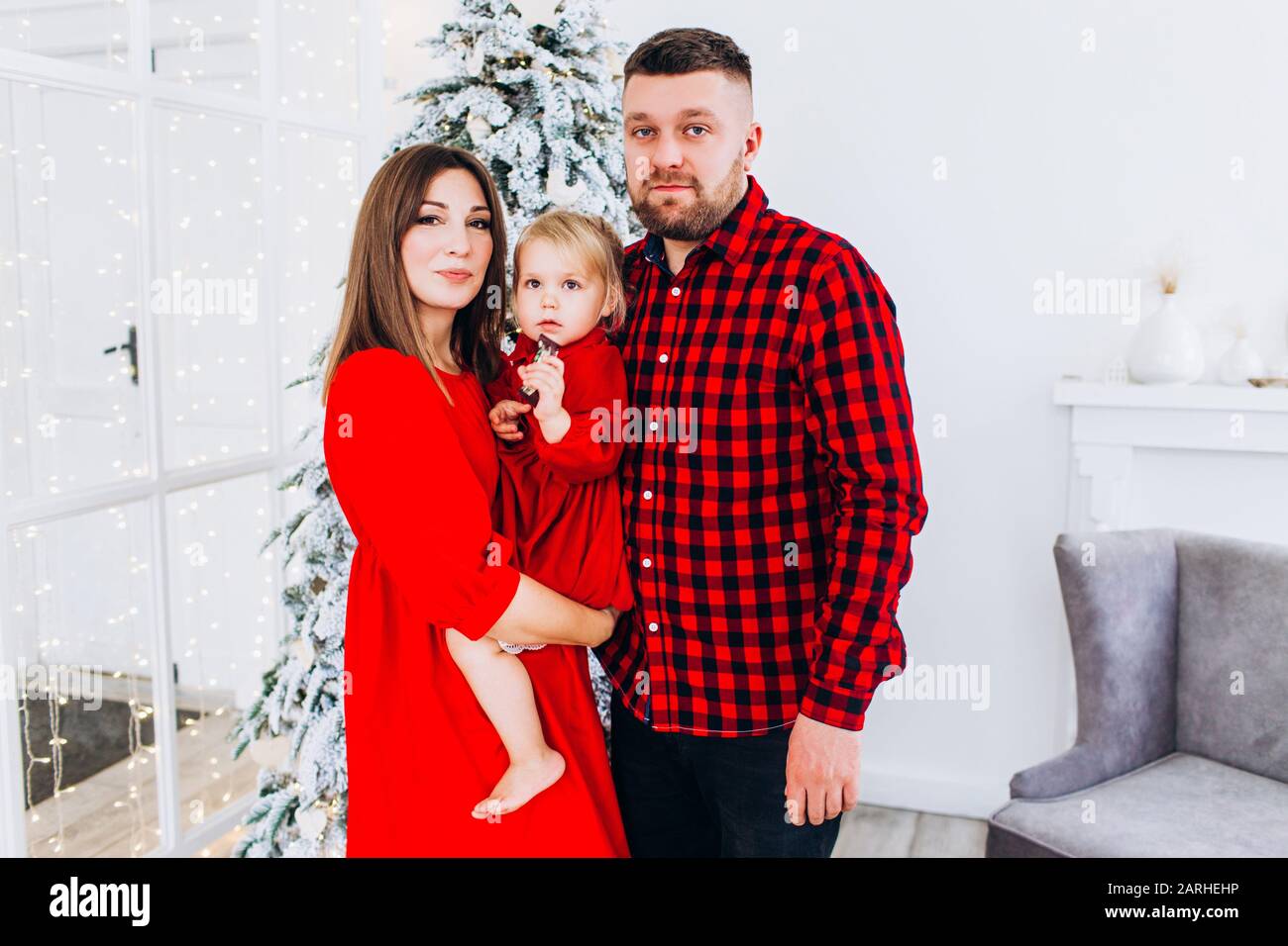 red dress christmas family photos Horton Lane