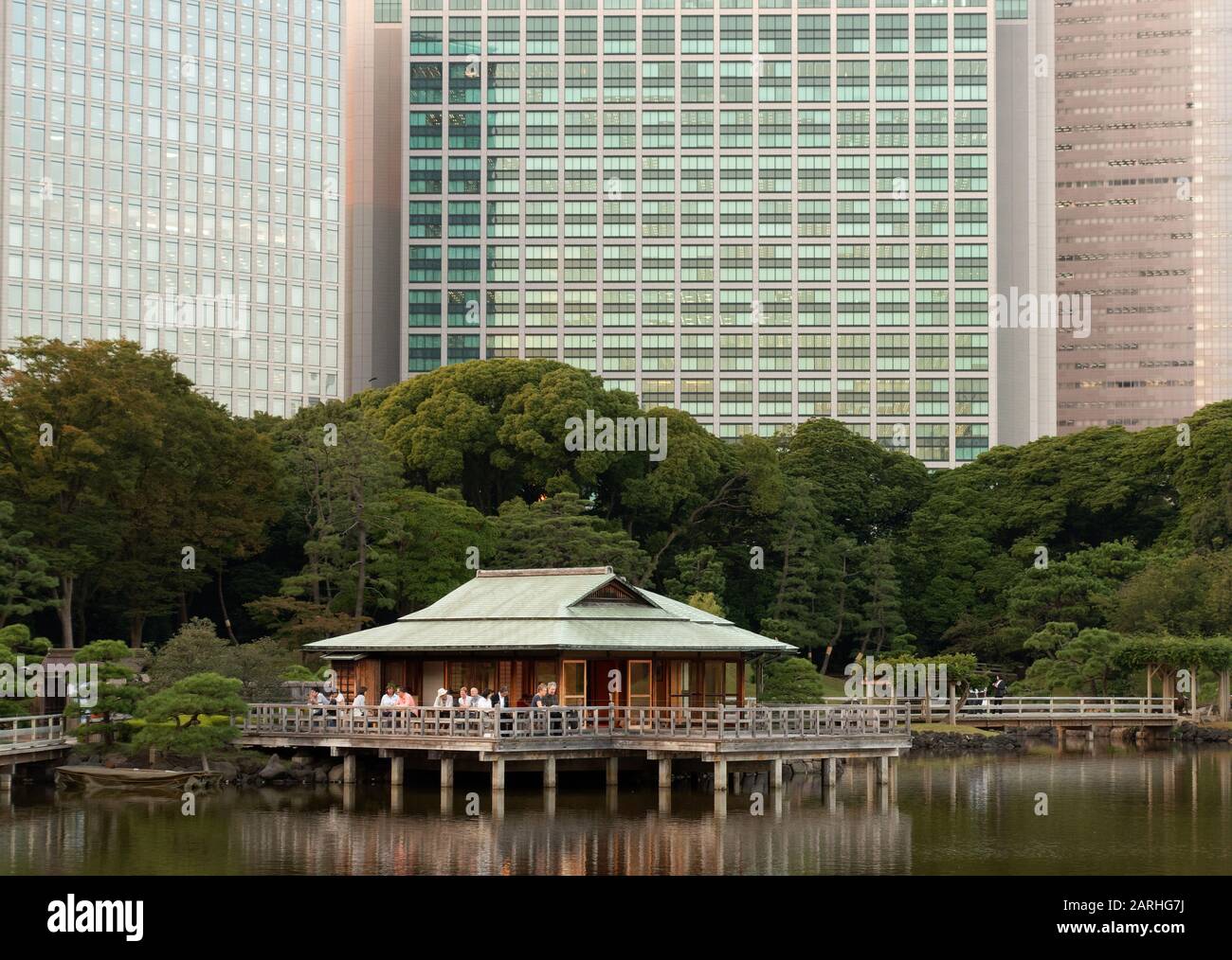 Tea house in Hama-Rikyu garden, Tokyo, Japan Stock Photo