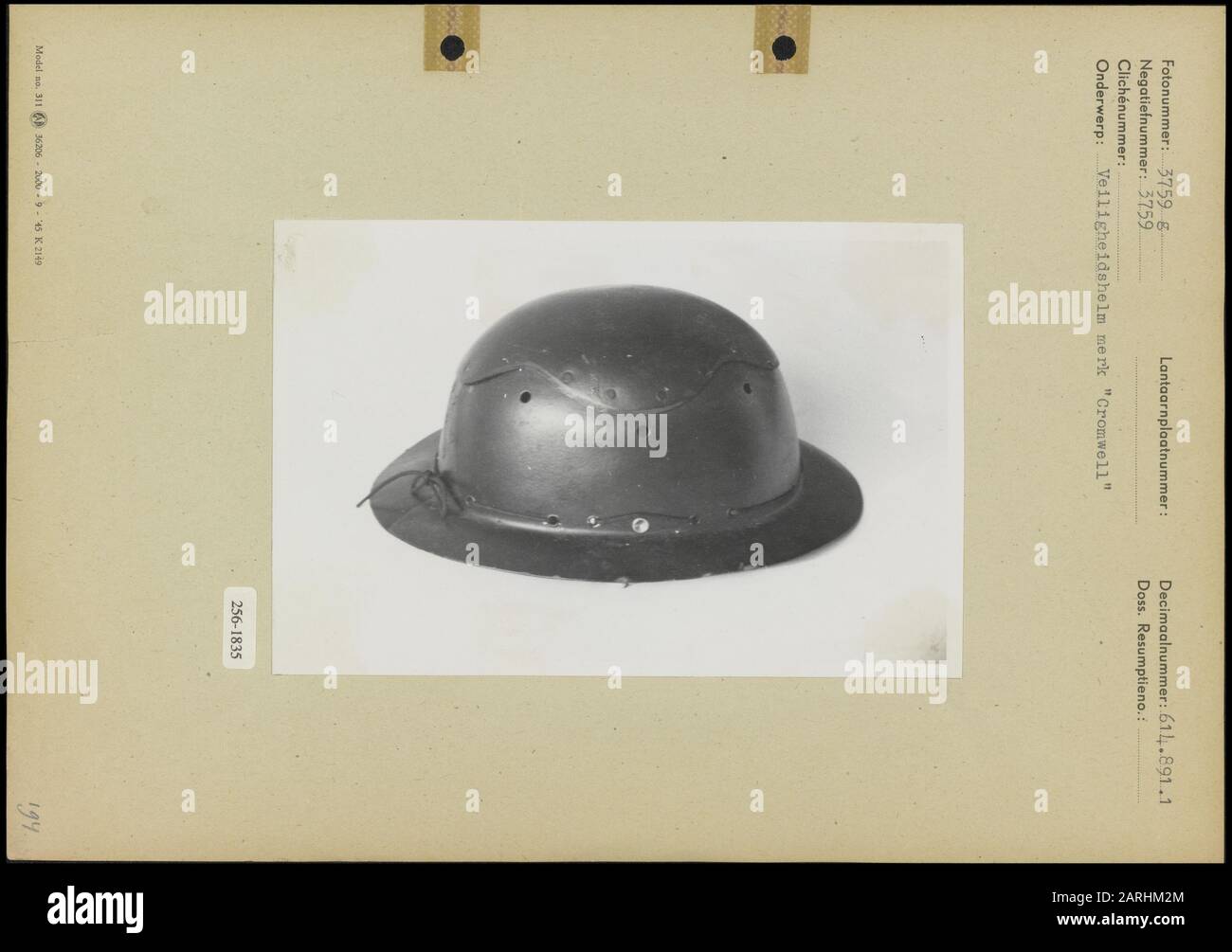 Safety Helmet 118 MSA Catalog Date February 1952 Keywords, 59 OFF